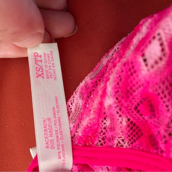 Pink racerback bra - Picture 3 of 5